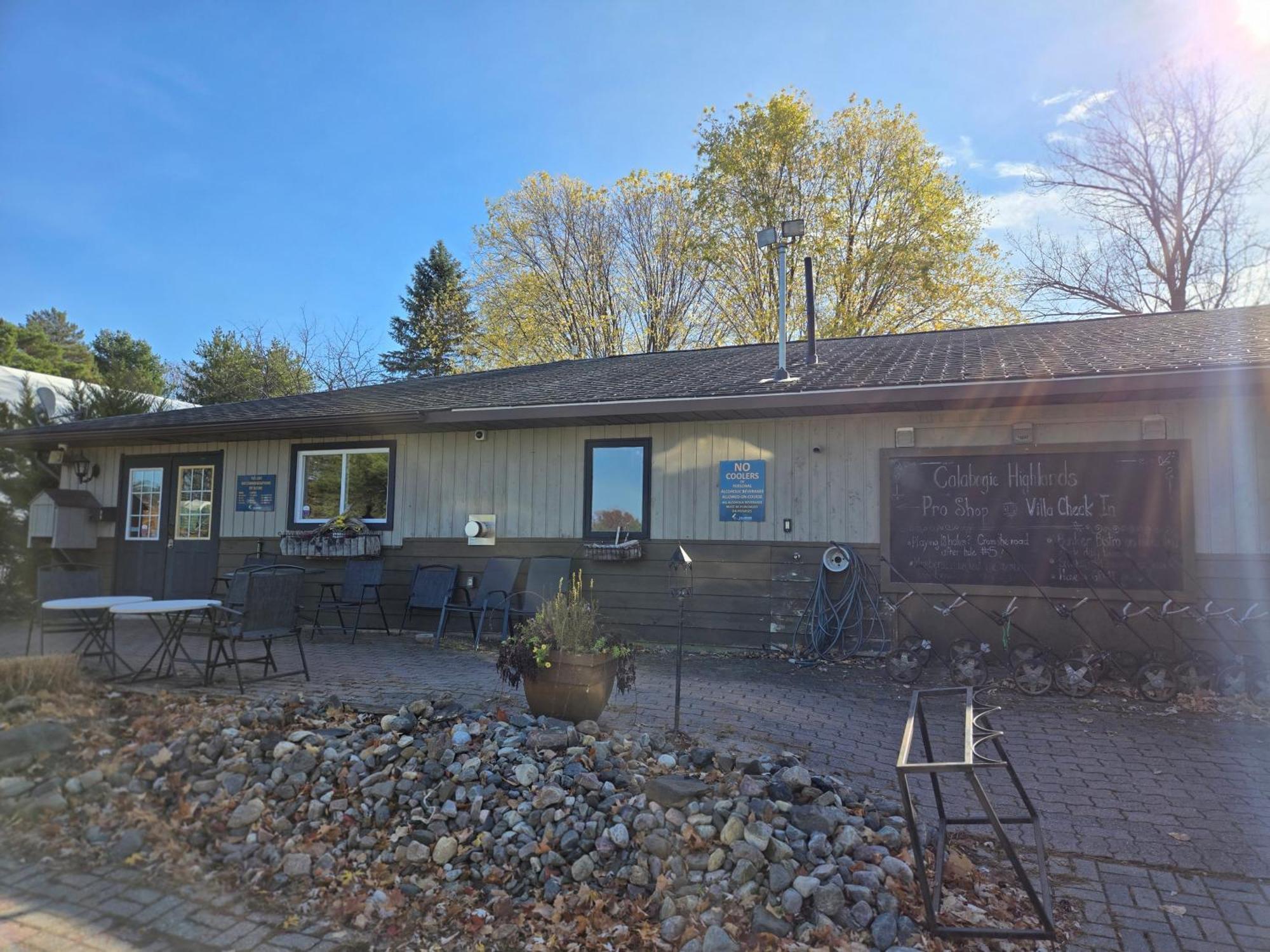 Highlands Four Season Resort Calabogie Экстерьер фото